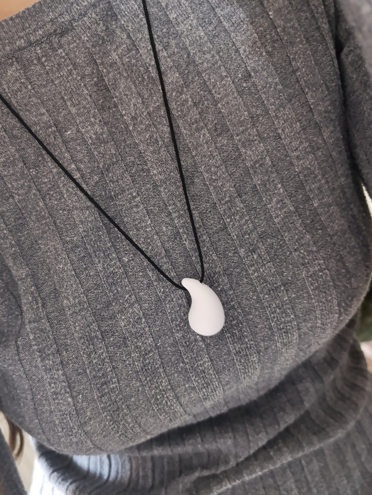 Κολιέ σταγόνα!