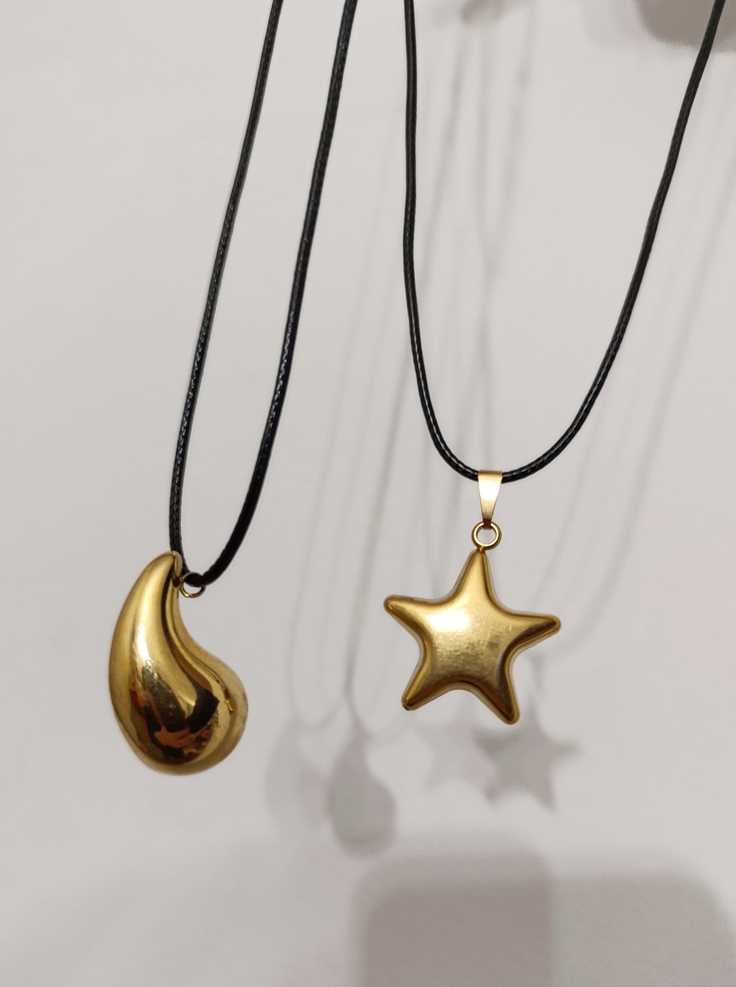 Κολιέ με κορδόνι