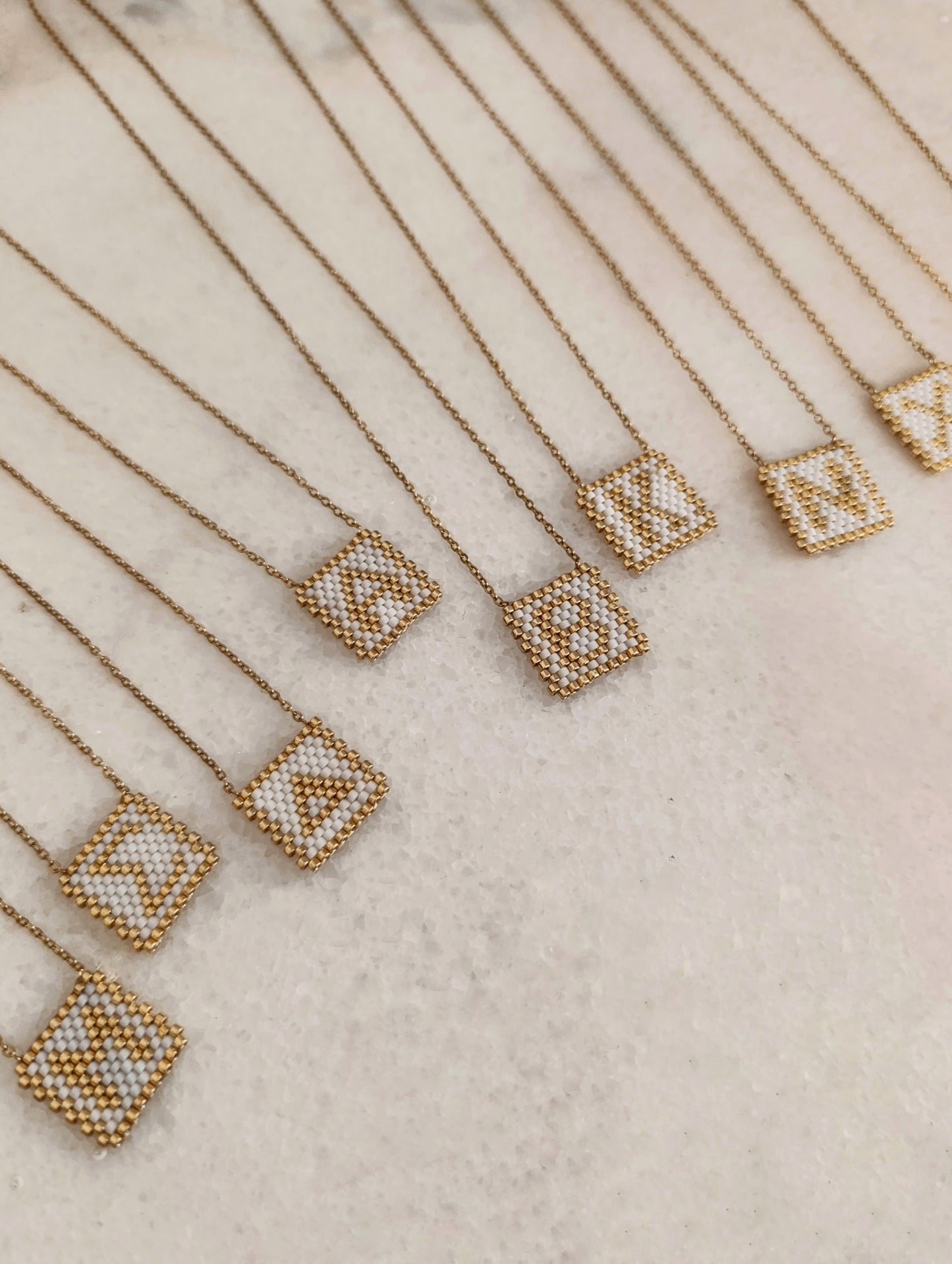 Ατσάλινο κολιέ μονόγραμμα!