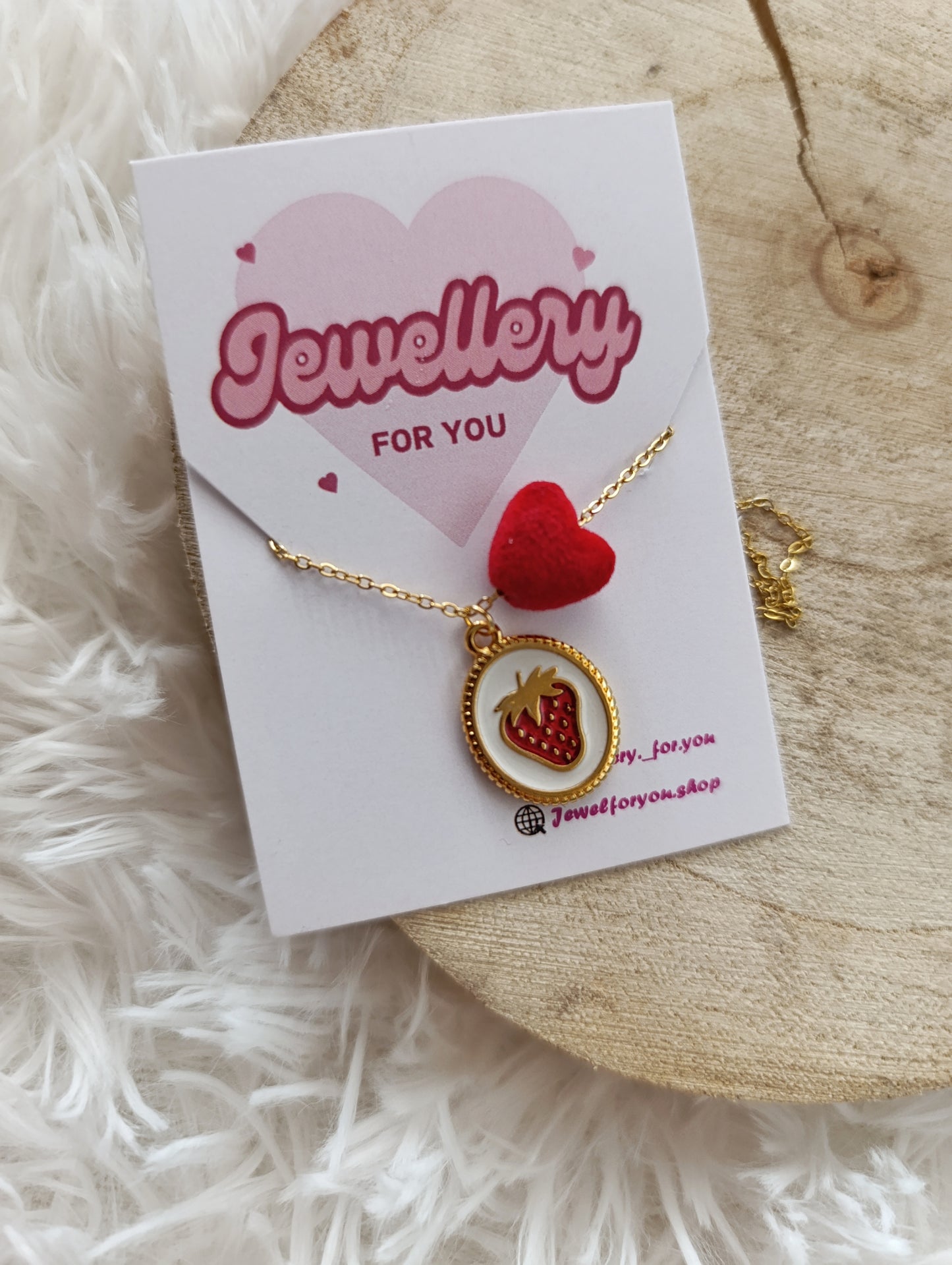 Κολιέ φραουλίτσα!