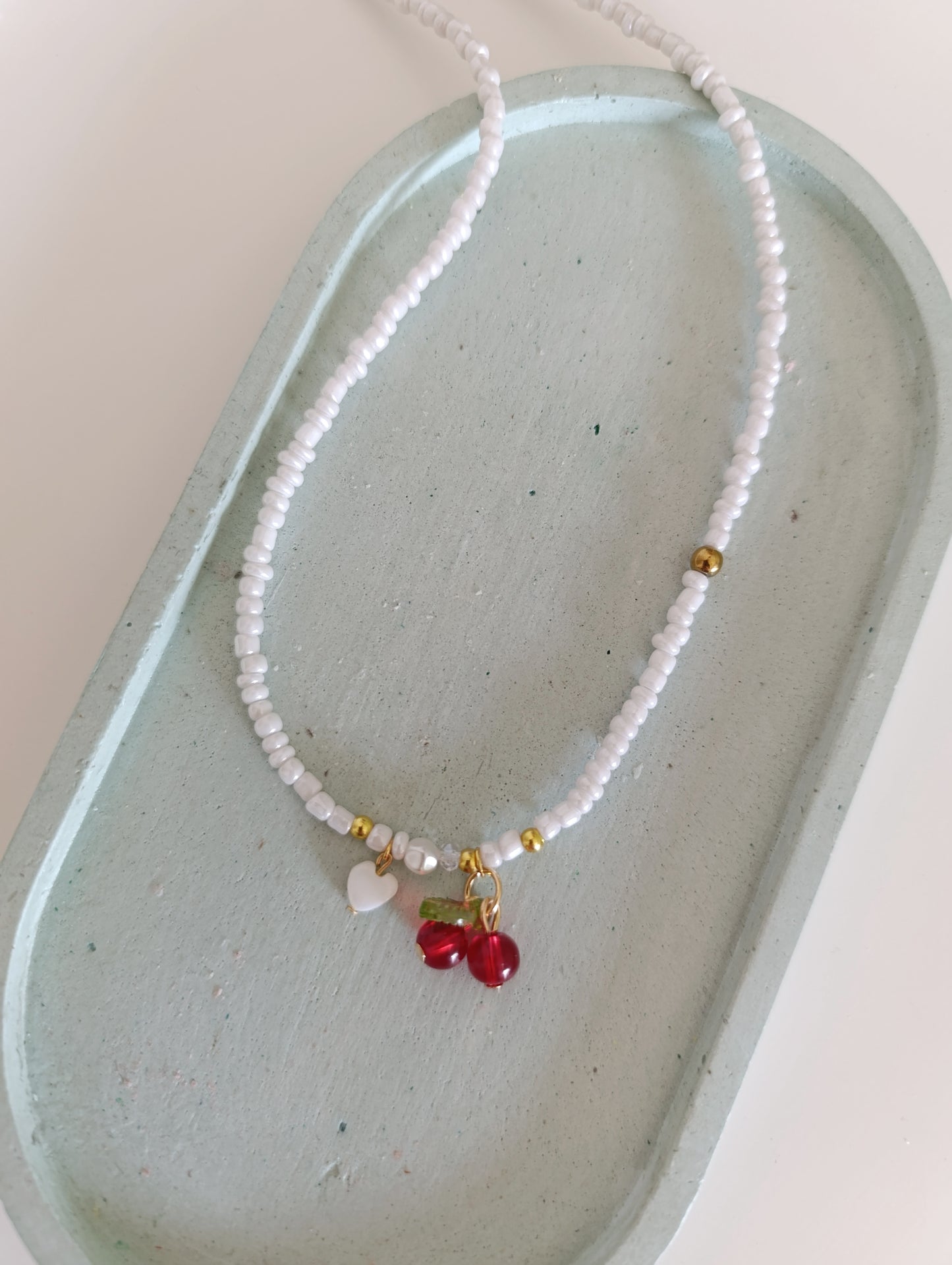 Κολιέ με περλίτσες!