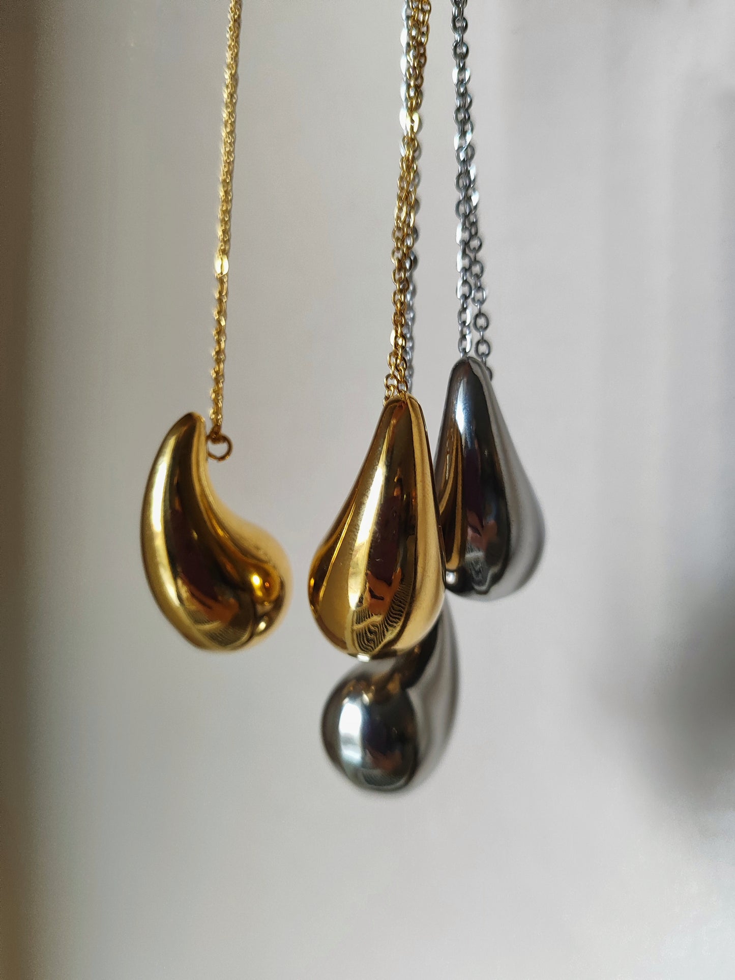 Ατσάλινα κολιέ Σταγόνα