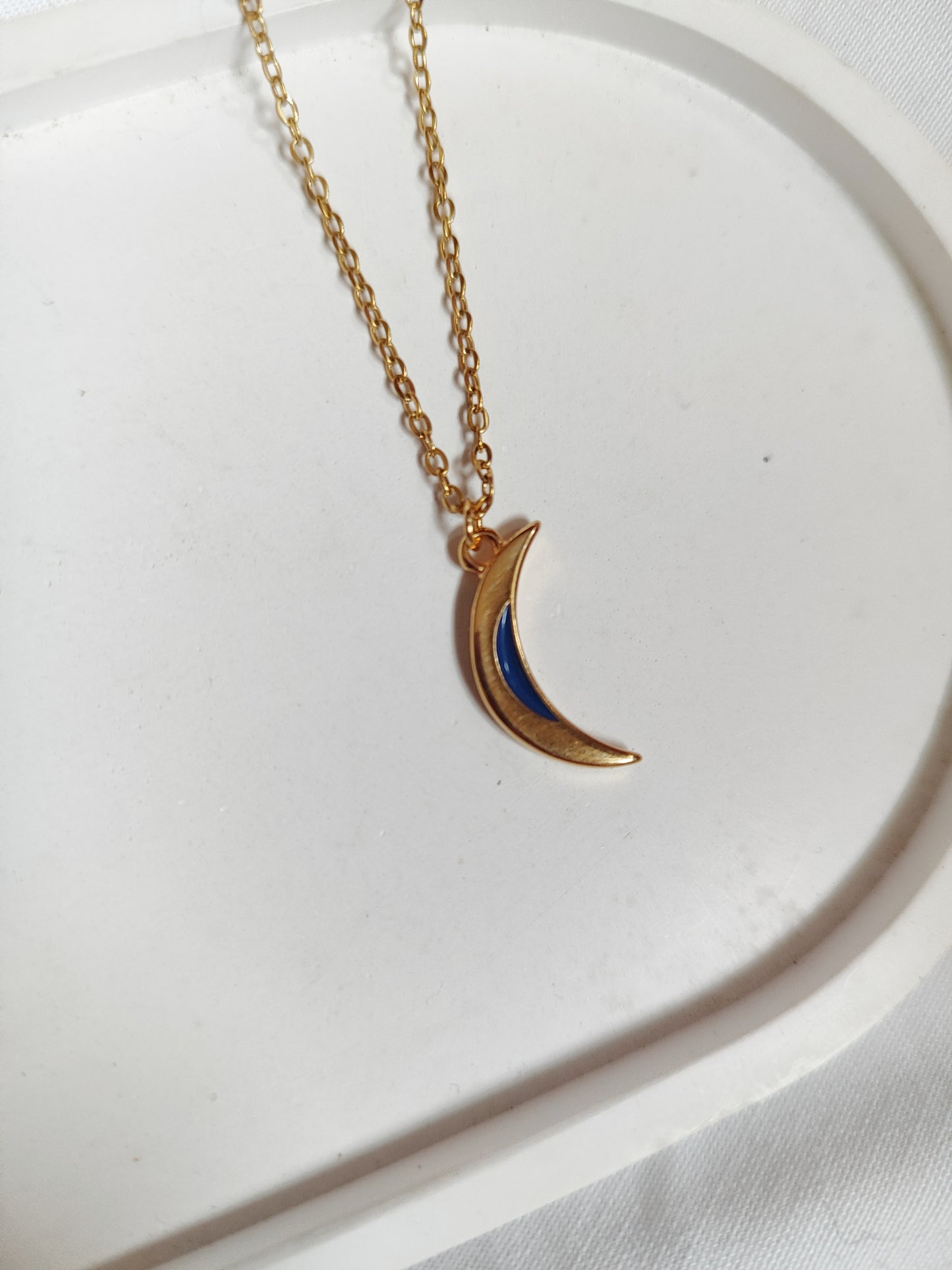 Ατσάλινα κολιέ!