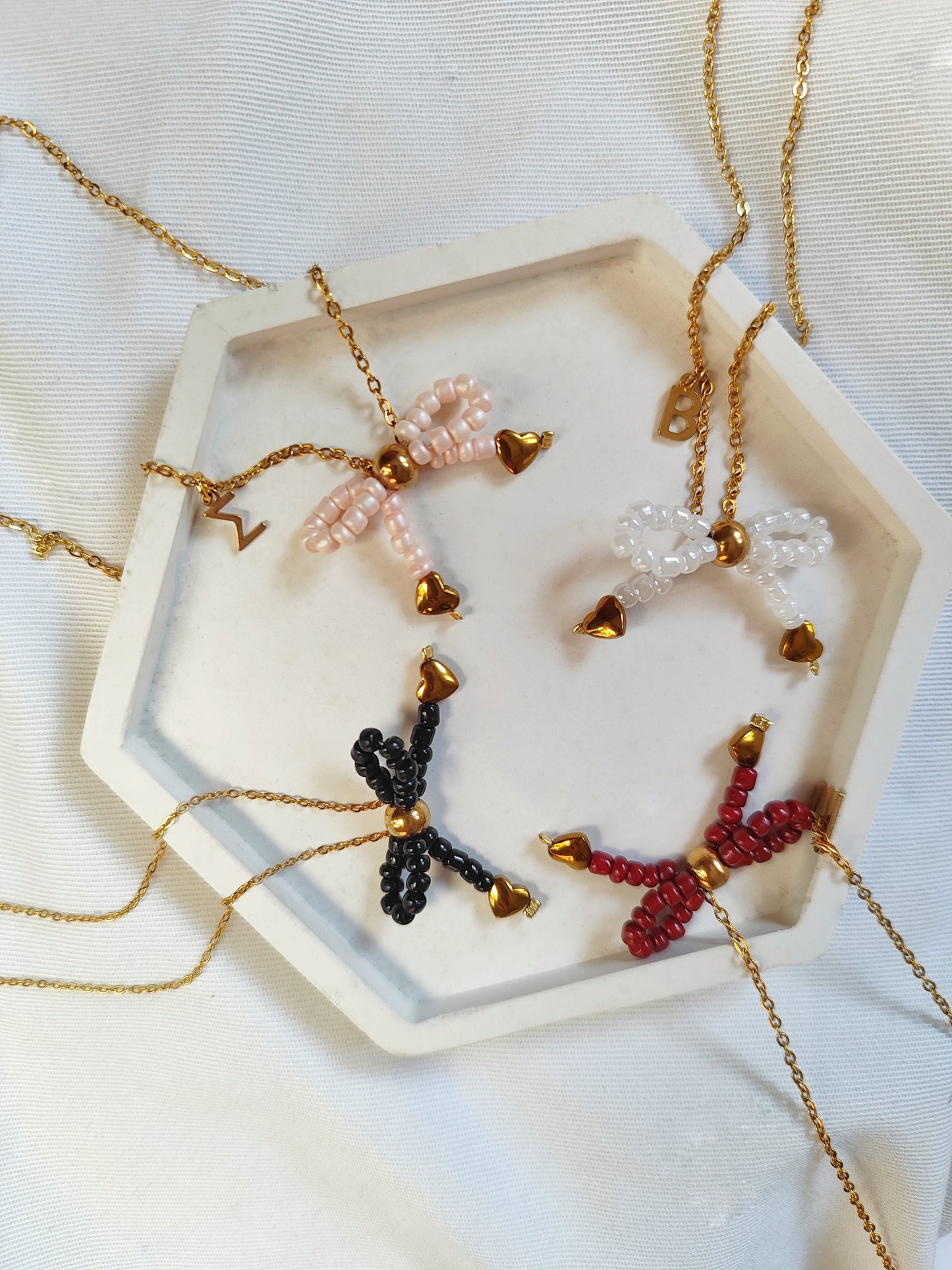 Ατσάλινα κολιέ!