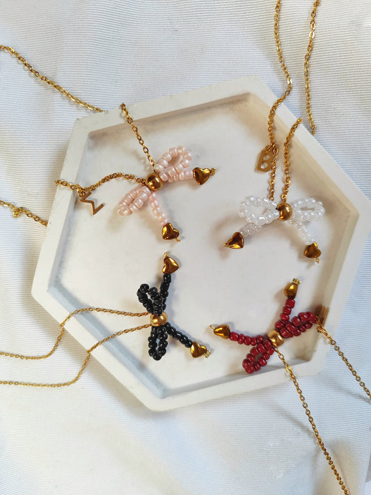 Ατσάλινα κολιέ!