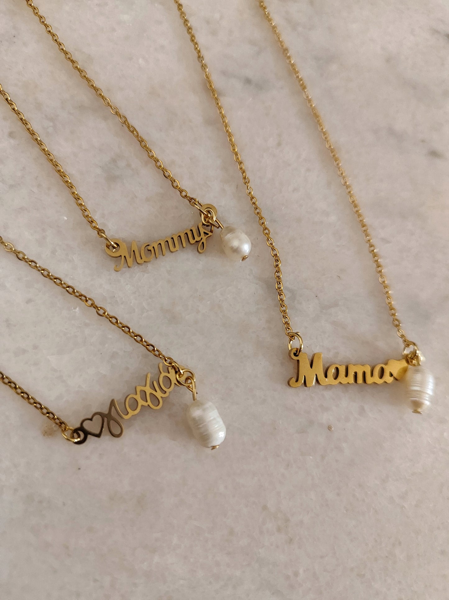 Ατσάλινα κολιέ!