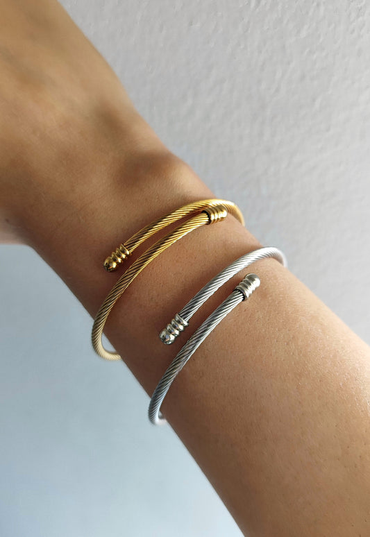 Ατσάλινες χειροπέδες!