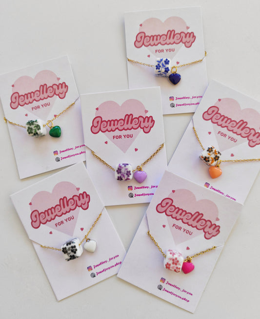 Κολιέ με κύβο!