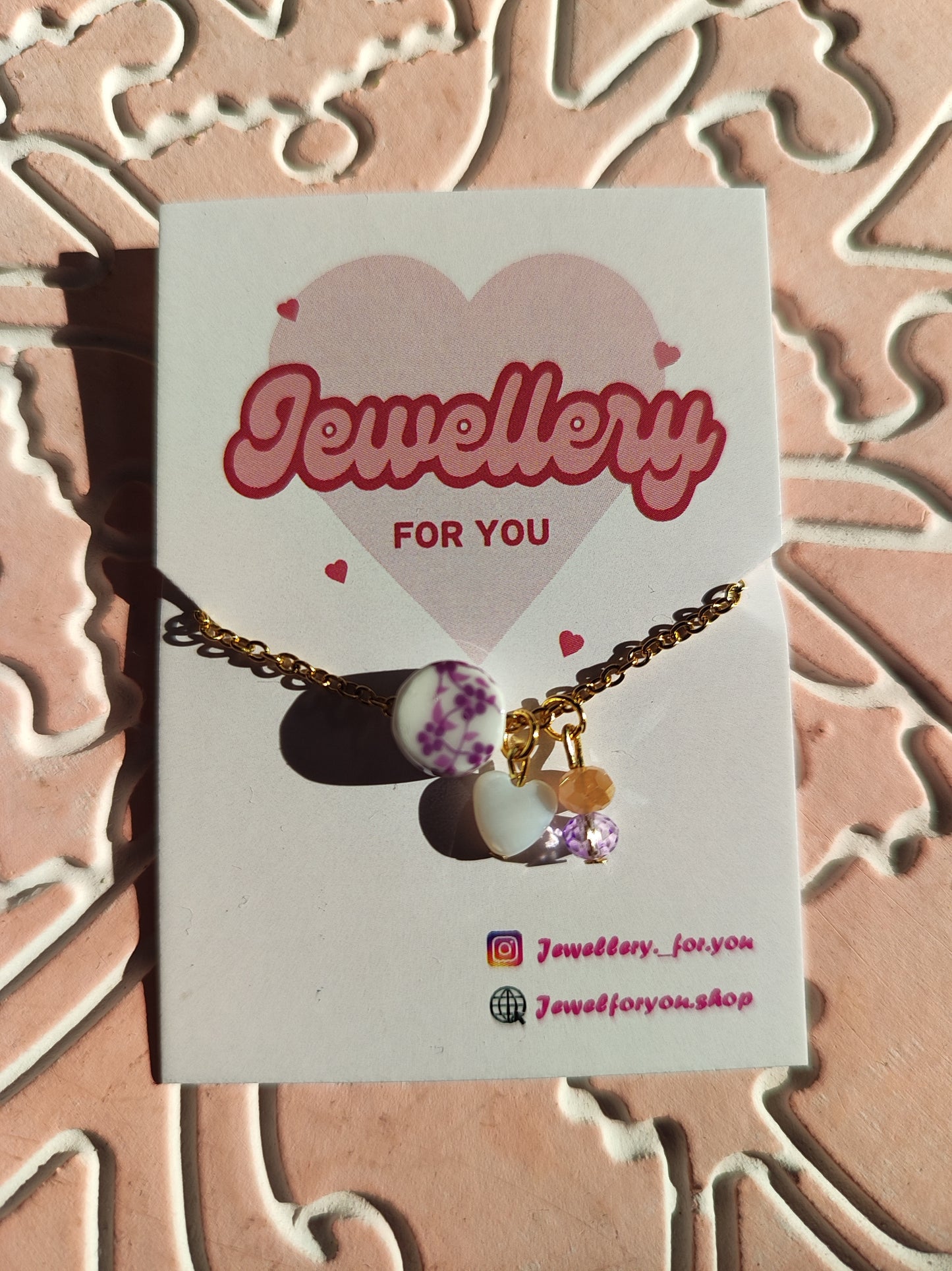 Ατσάλινα κολιέ!