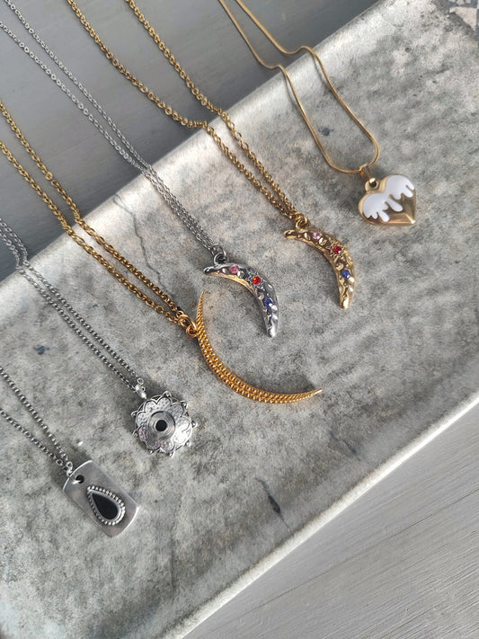 Ατσάλινα κολιέ