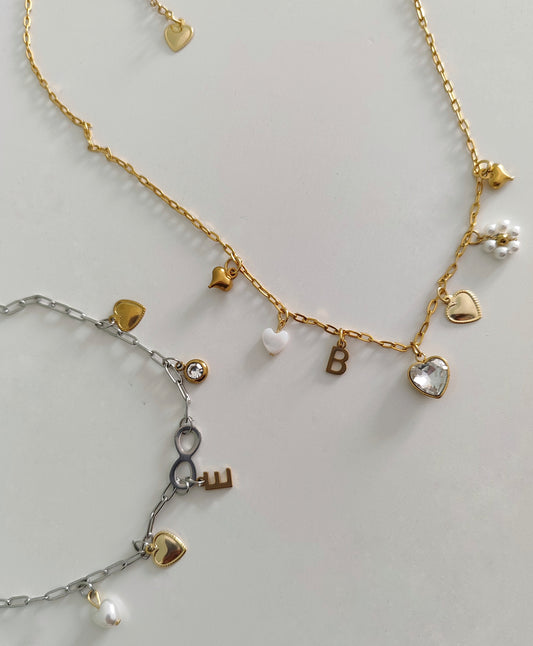 Κολιέ με μονόγραμμα!