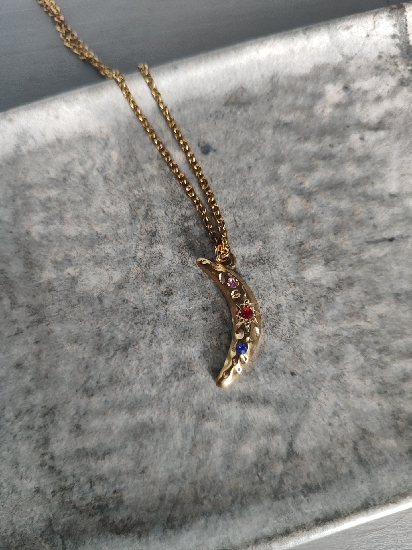 Ατσάλινα κολιέ