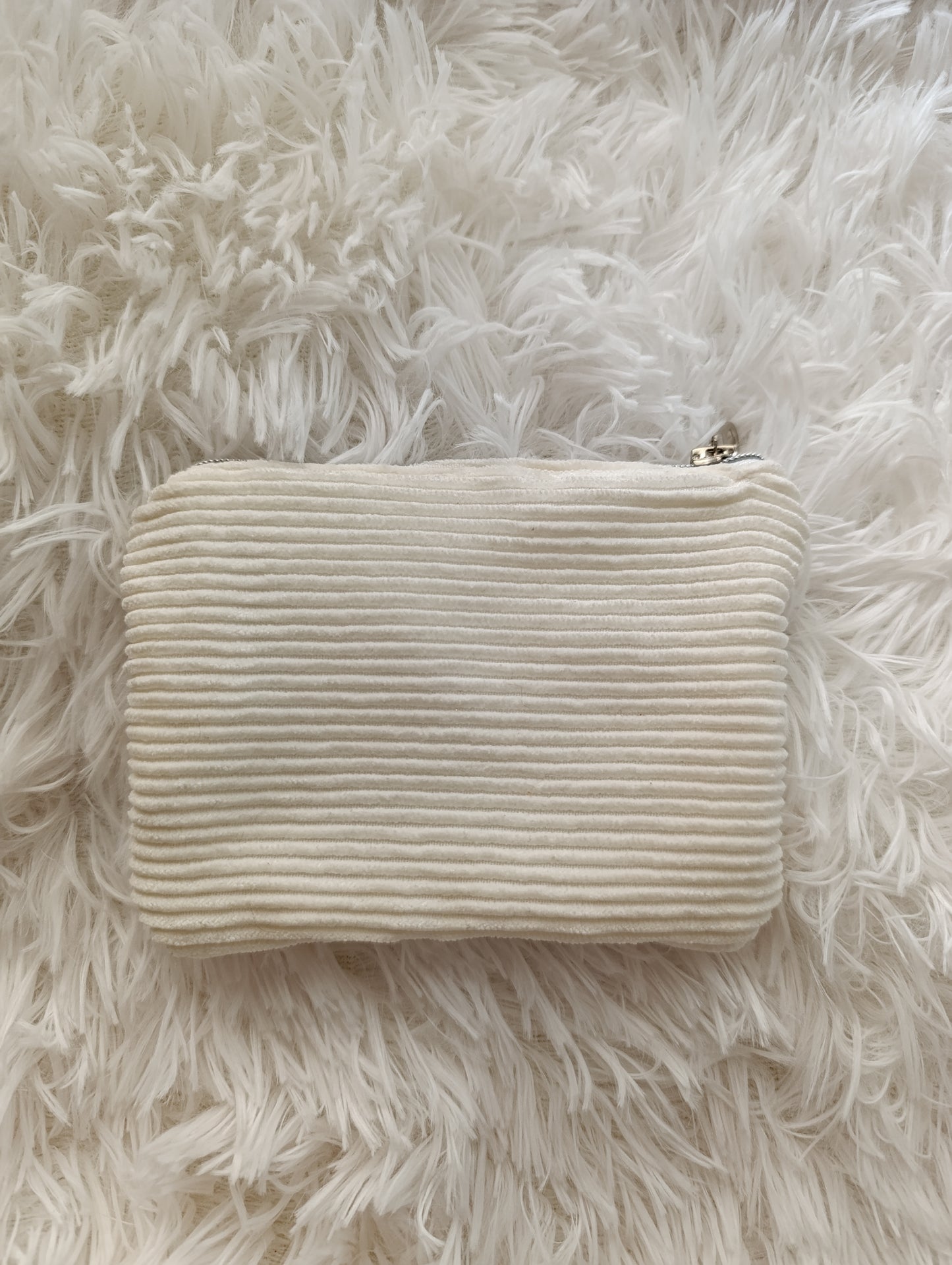 Λευκό πορτοφολάκι!