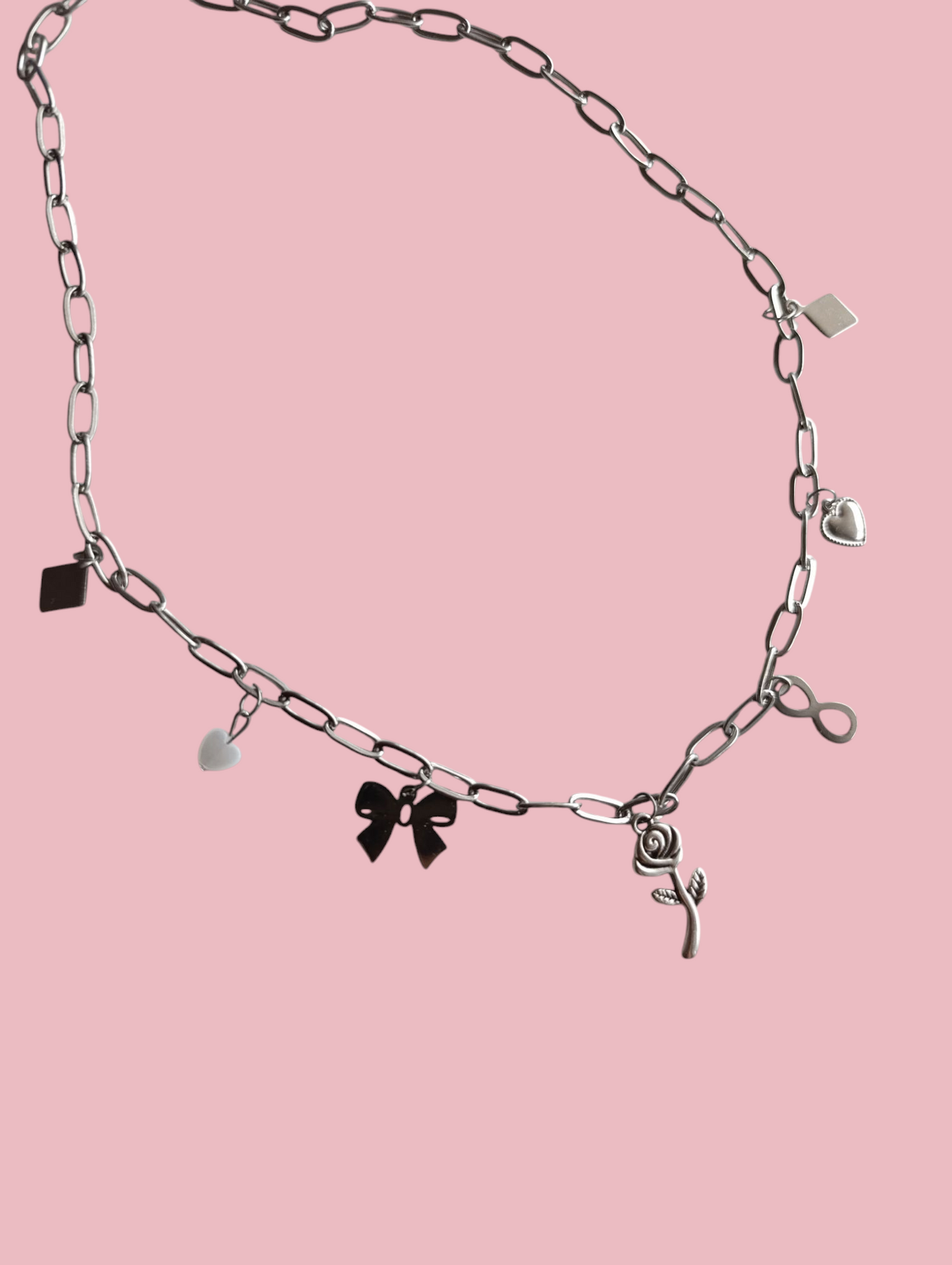 Ατσάλινο κολιέ!