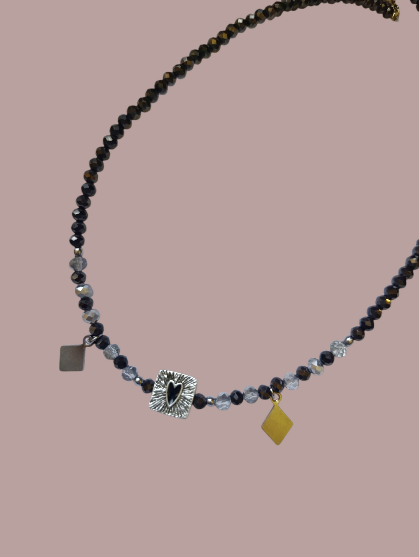 Κρυστάλλινα κολιέ!