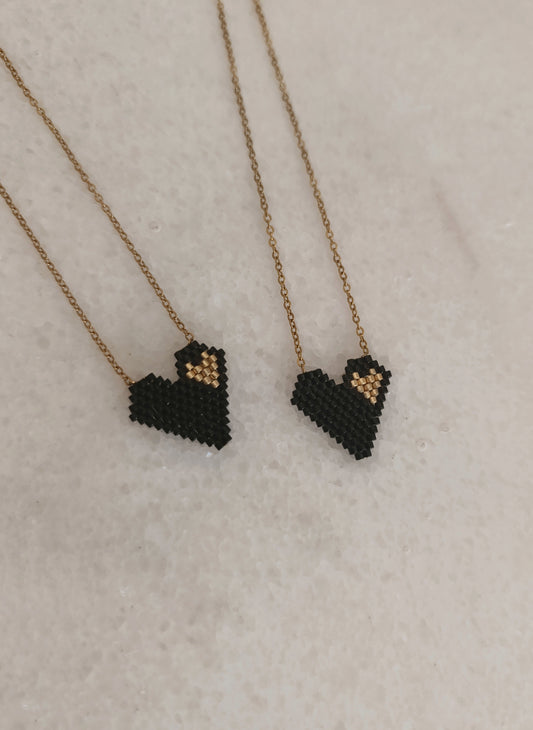 Ατσάλινο κολιέ!