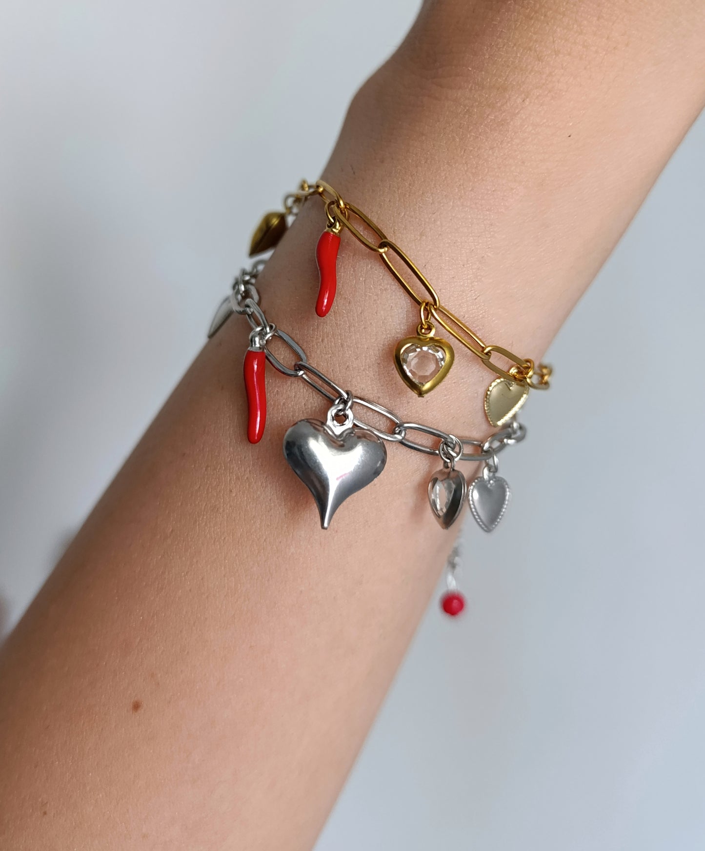 Ατσάλινα βραχιόλια!