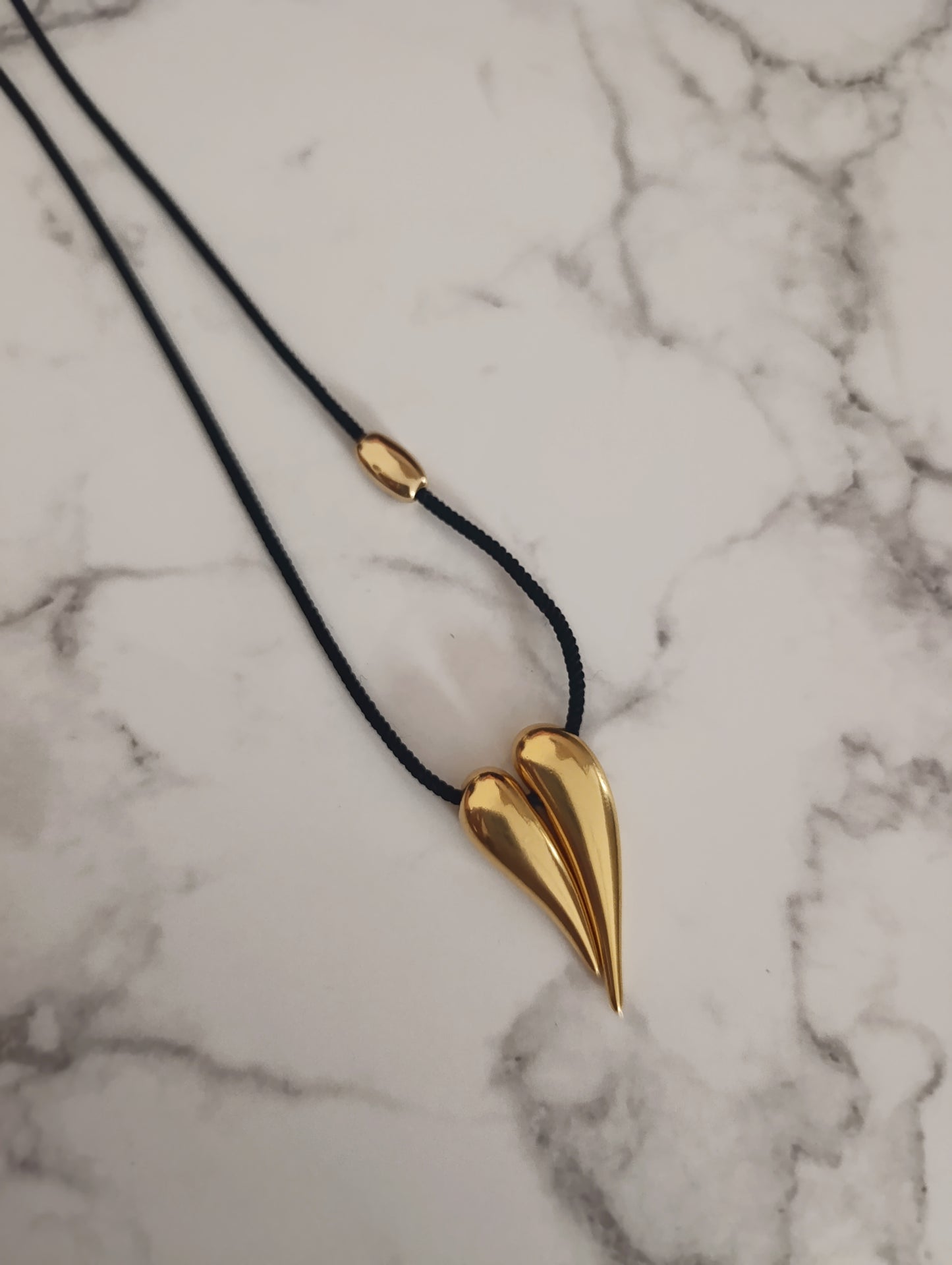 Κολιέ κορδόνι!