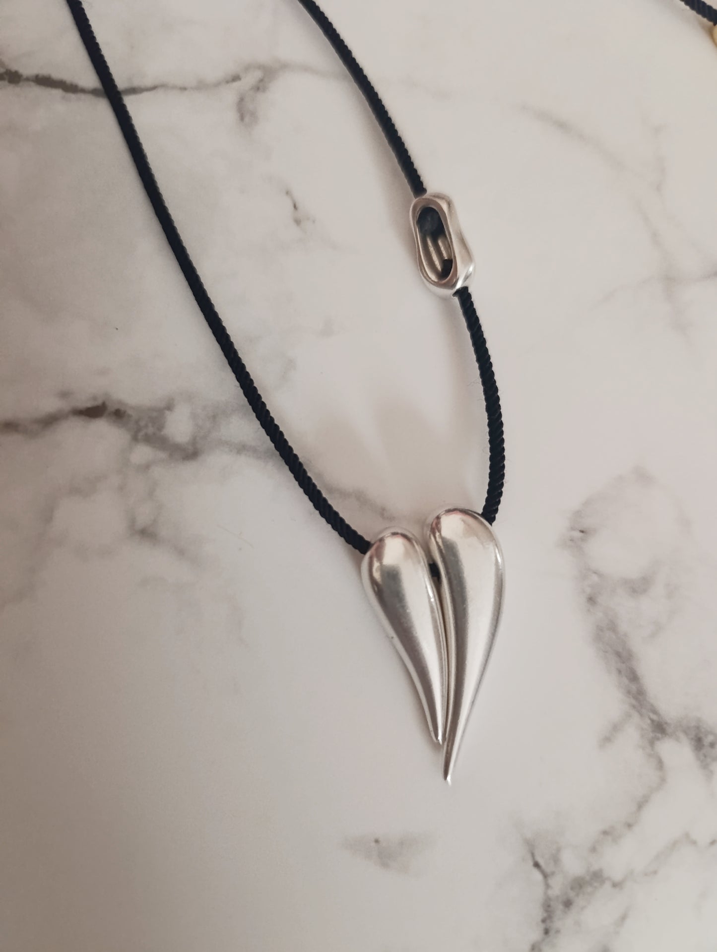 Κολιέ κορδόνι!