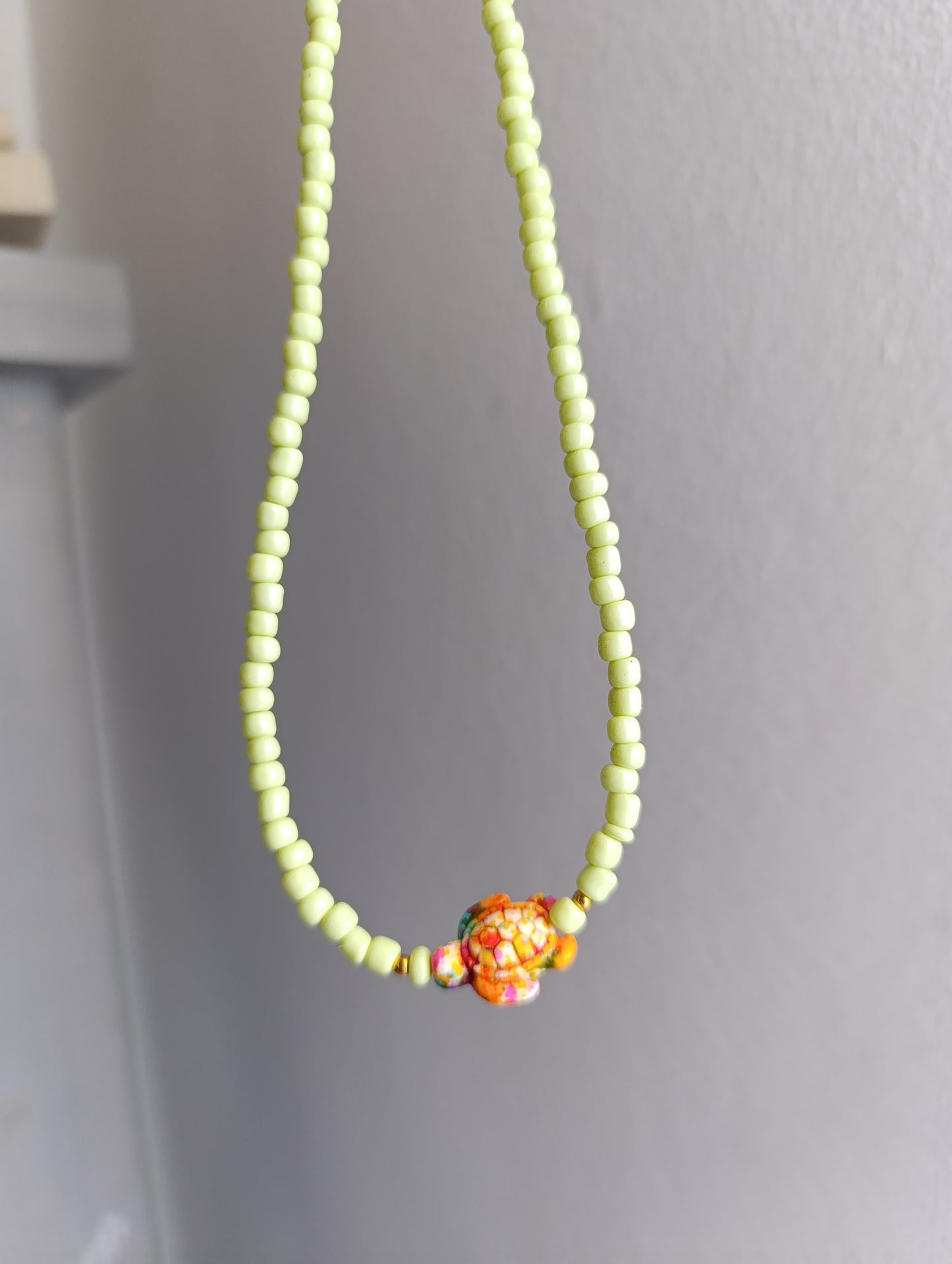 Πολύχρωμα κολιέ!