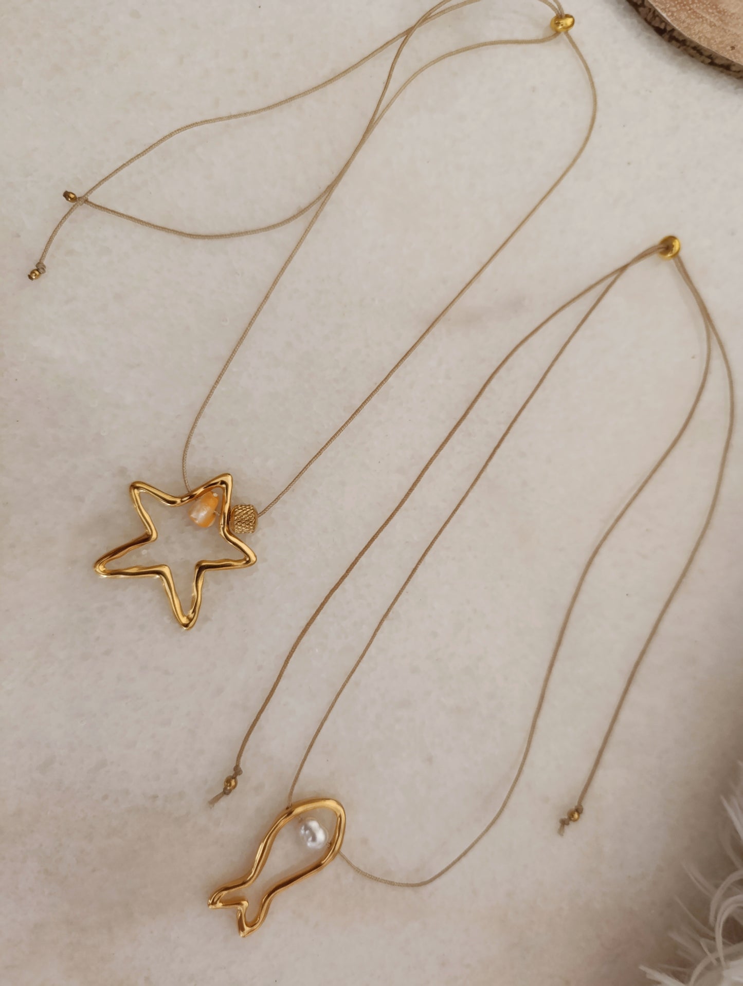 Κολιέ με κορδόνι!