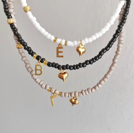 Κολιέ με γυάλινες χαντρούλες