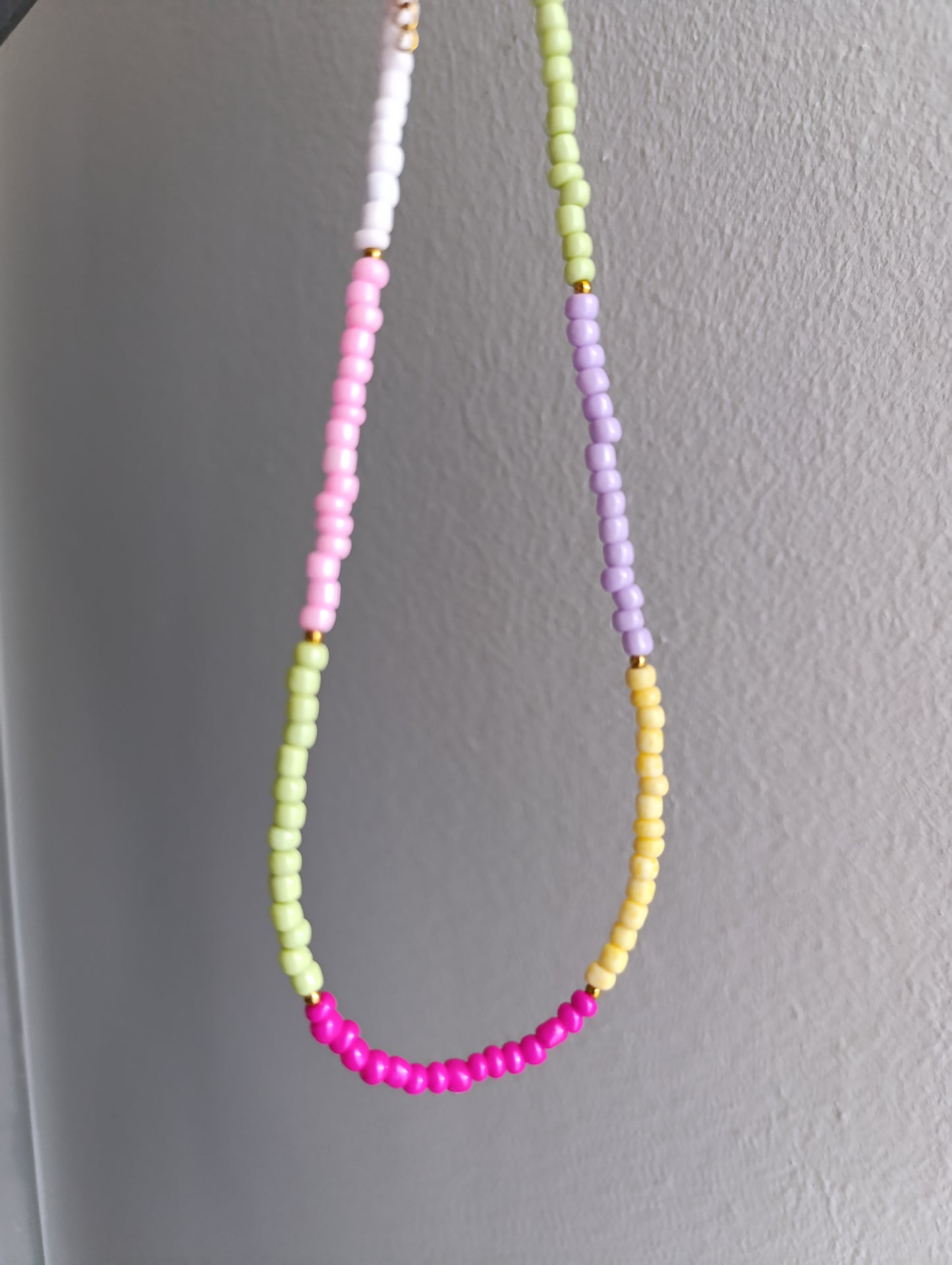 Πολύχρωμα κολιέ!