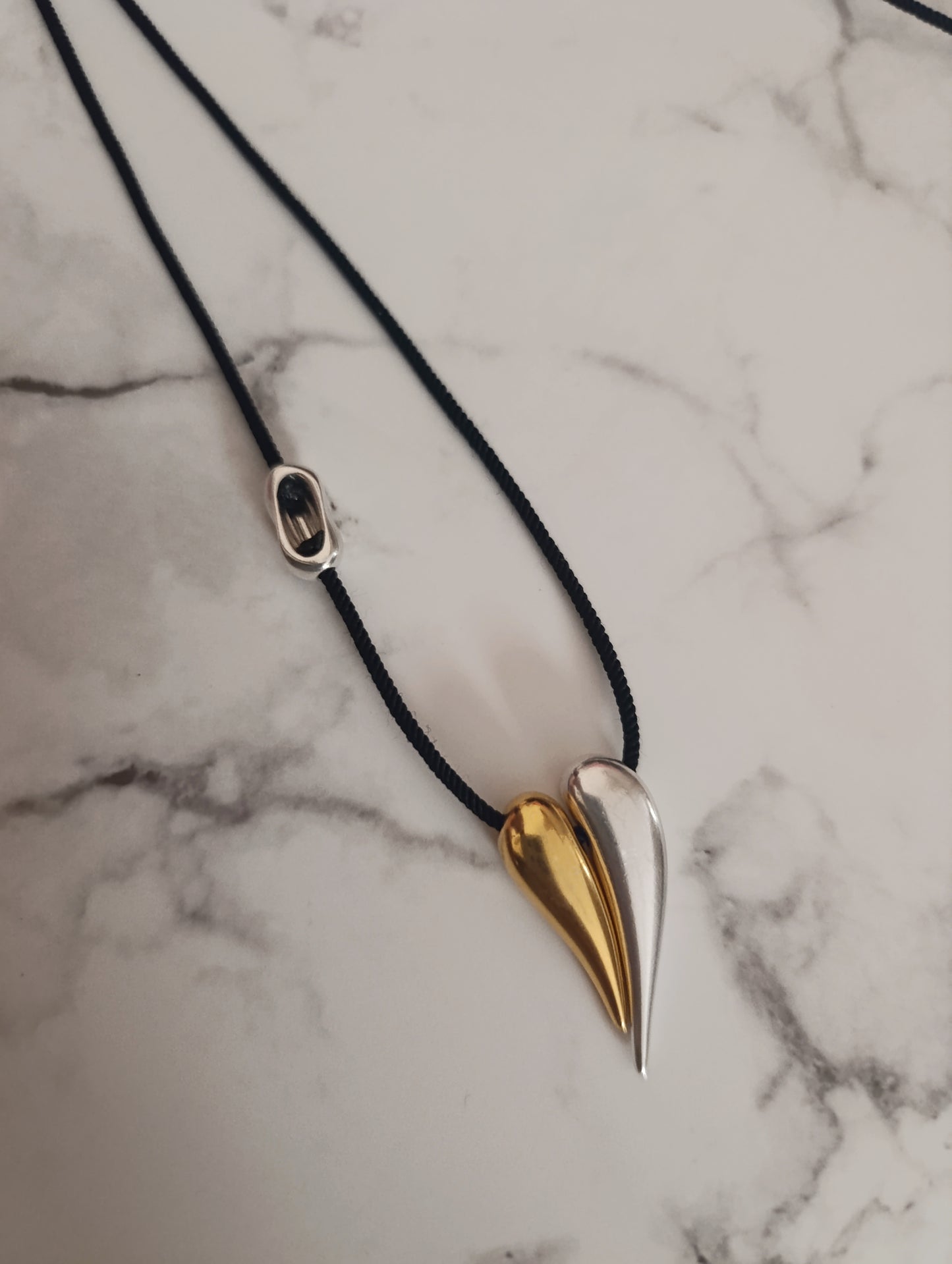 Κολιέ κορδόνι!